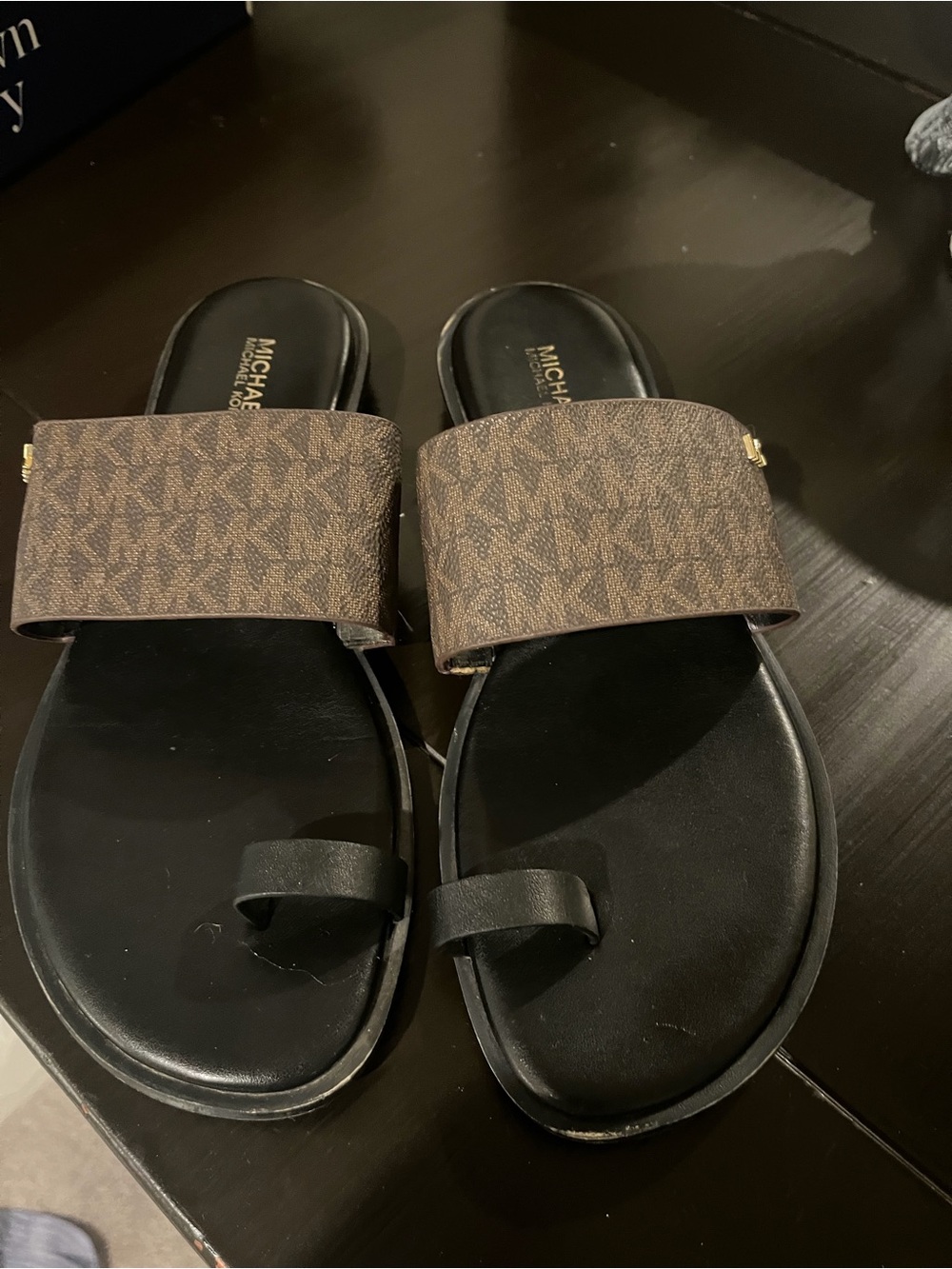 Michael Kors Brown & Black Logo Toe-Loop Slides